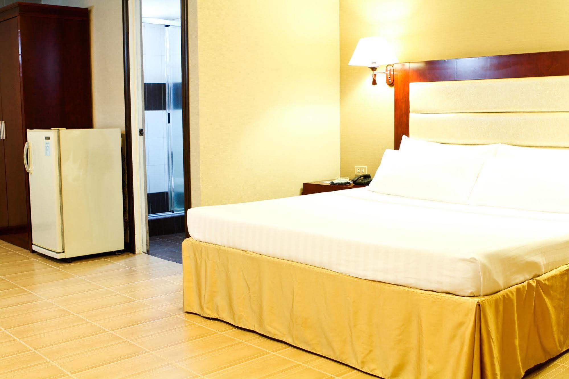 Star Plaza Hotel Dagupan City Eksteriør billede